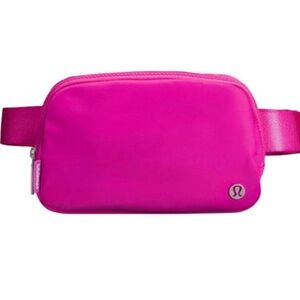 Lululemon everywhere belt bag 1L -SONIC PINK